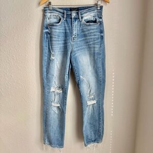 JUDY BLUE Light Wash Distressed Straight Fit Stretchy Denim Jeans Sz 7/28